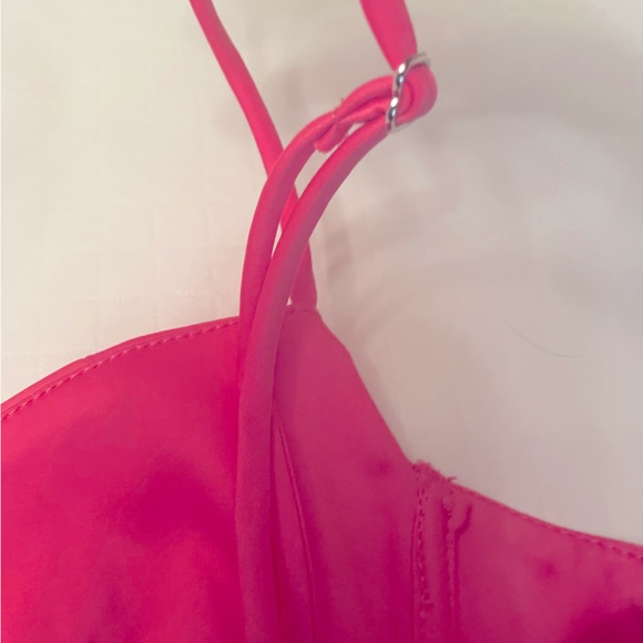 Zara Large Bra - Crop Style. Pink Satin with dainty heart ❤️ buttons for closure - Picture 5 of 7